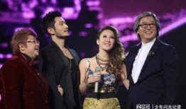 爆料李玟送花圈视频播放,深情缅怀，感人瞬间引网友热议